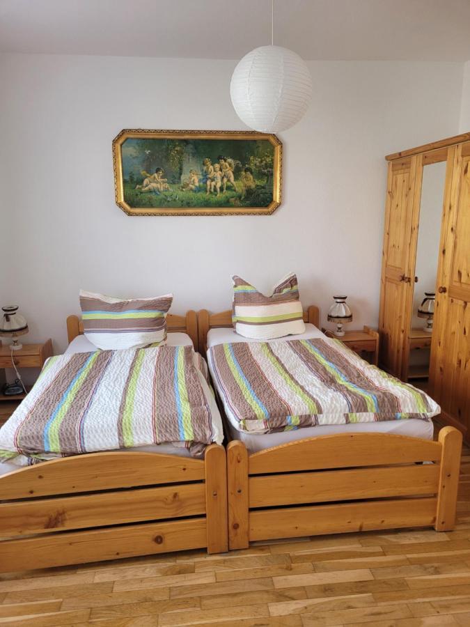 Ferienwohnung Familie Klingohr エアフルト エクステリア 写真